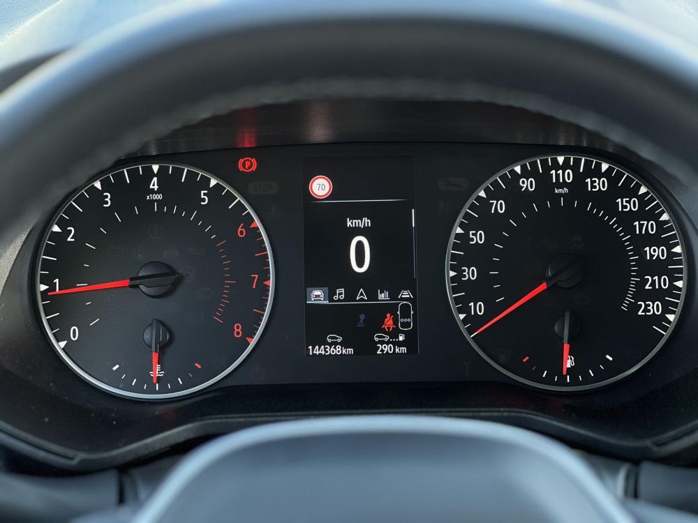 RENAULT CLIO 1.0 TCe Techno