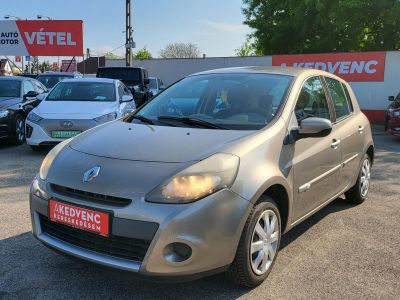 RENAULT CLIO 1.2 16V Authentique M.o.-i. 110e km! Klíma El.ablak Téli/Nyári gumi