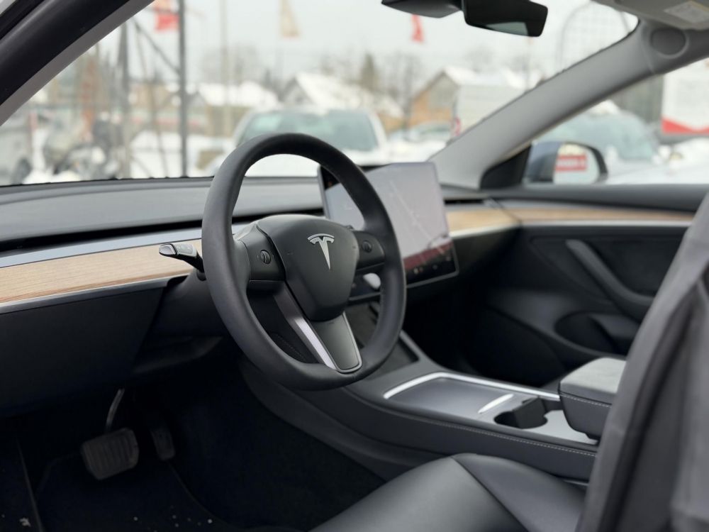 TESLA MODEL 3 Long Range AWD (Automata) 65e km. mátrix LED. hőszivattyú. prémium hifi. garanciális. kifogástalan állapot
