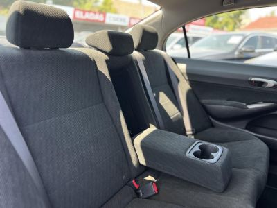HONDA CIVIC 1.3 Hybrid (Automata) Klíma Tempomat Ülésfűtés Gyári fényezés!