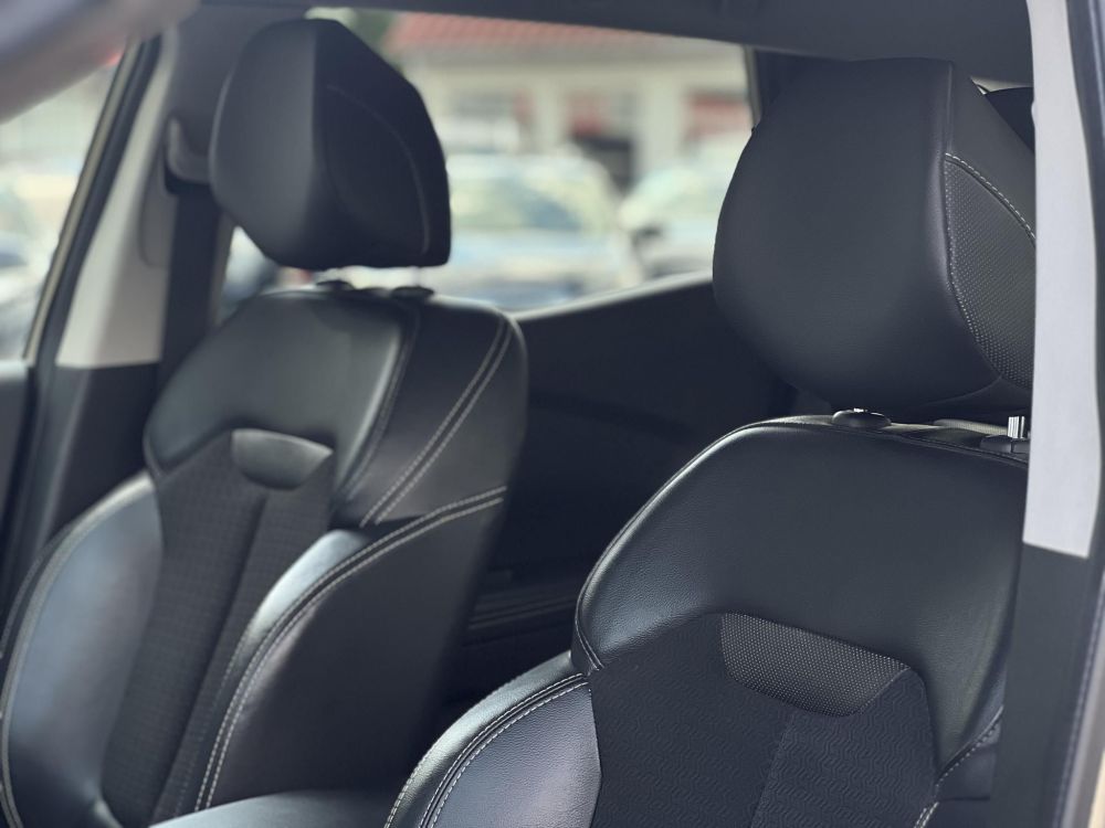 RENAULT KADJAR 1.2 TCe Energy Intens EDC Automata 85e km. Magyarországi. magas felszereltség!