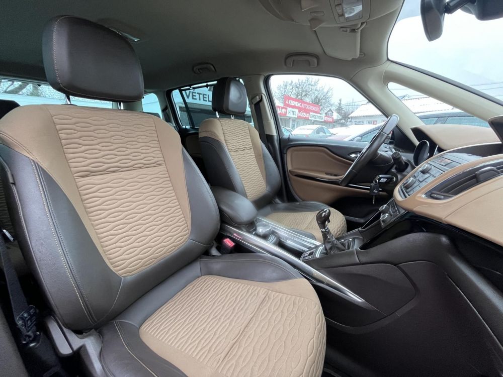 OPEL ZAFIRA TOURER 1.6 CDTI Edition (7 személyes ) Extra beltér! Klíma Tempomat Bluetooth Navi!