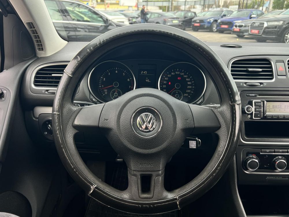 VOLKSWAGEN GOLF VI 1.4 Trendline klima