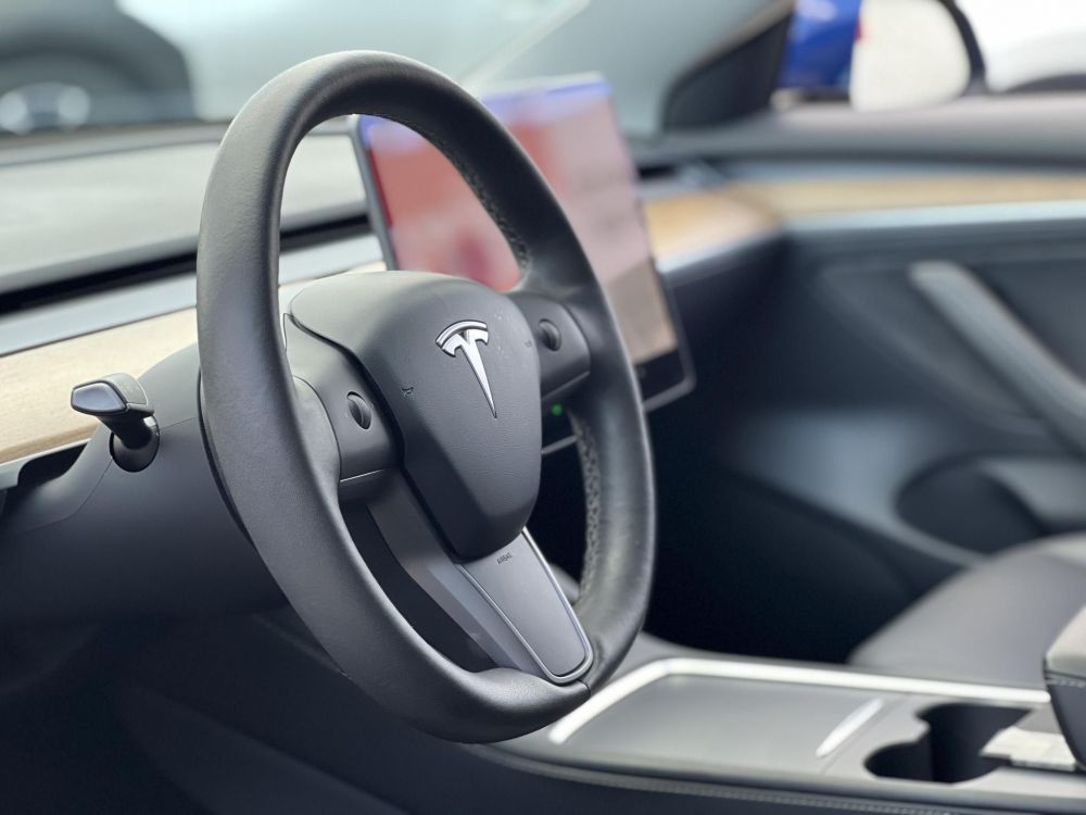 TESLA MODEL 3 Long Range AWD (Automata) 90e km. mátrix LED. hőszivattyú. garanciális!