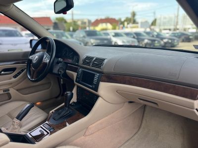 BMW 540i (Automata) Rozsdamentes. frissen szervizelt. végig vezetett szervizkönyv