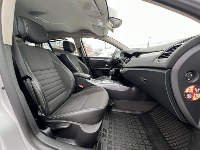 RENAULT LAGUNA 2.0 dCi Dynamique DPF (Automata) Klíma Tempomat Bluetooth Navi!