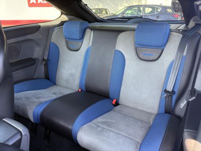 FORD FOCUS RS 2.5 T A LEGENDA