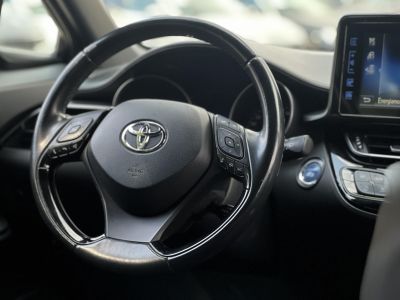 TOYOTA C-HR 1.8 Hybrid Dynamic e-CVT 104e km. LED. sávtartó. tempomat. kamera. márkaszervizelt előélet!