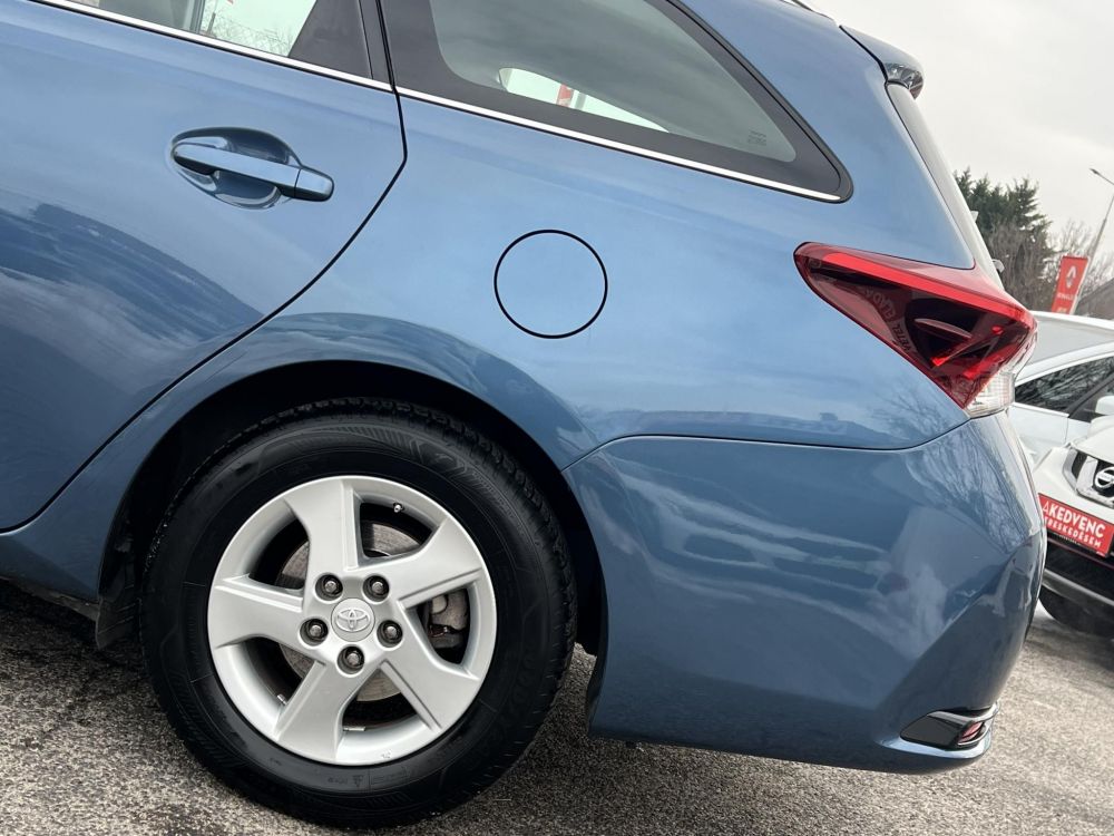 TOYOTA AURIS Touring Sports 1.8 HSD Active Trend+ (Automata) Élő hibrid garancia! Tempomat Ülésfűtés Kamera Keyless Bluetooth