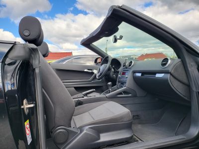 AUDI A3 Cabrio 1.9 PD TDI Ambition DPF Xenon Tolatóradar Digitklíma Téli-nyári kerék szett!