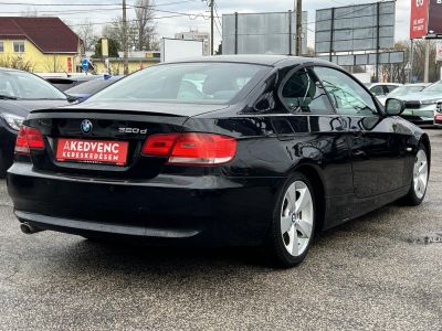 BMW 320d (Automata) Xenon Tempomat Digitklíma Multikormány