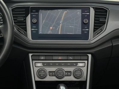 VOLKSWAGEN T-ROC Cabrio 1.5 TSI ACT Style DSG 39e km. Magyarországi. Márkaszervizelt. Újszerű állapot!