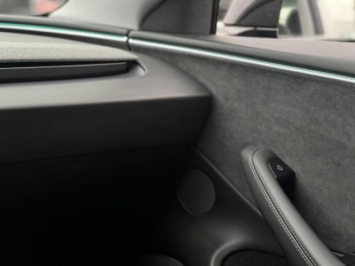 TESLA MODEL 3 Long Range AWD (Automata) HIGHLAND. EAP! LED mátrix. gyári garancia 2031-ig!