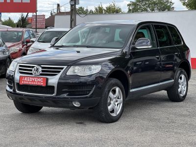 VOLKSWAGEN TOUAREG 3.0 V6 TDI Tiptronic ic Exkluzív bőrbelső Nem légrugós Gyári 3.5T horog Friss vizsga!