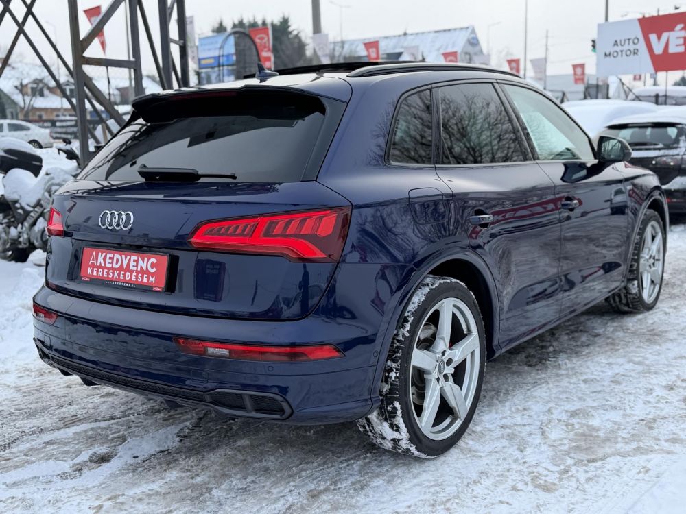AUDI Q5 SQ5 3.0 TFSI quattro Tiptronic ic Magasan felszerelt! Bang & Olufsen Panorámatető Memória Carplay stb