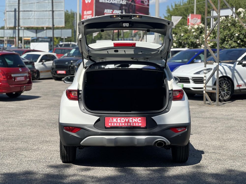 KIA STONIC 1.25 MPI Style 63e km. Magyarországi. Gyári fényezés. Végig vezetett szervizkönyv!