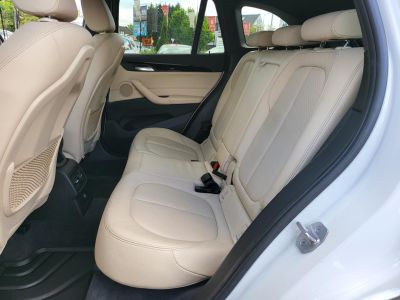 BMW X1 sDrive28i (Automata) 56e km. vaj bőrbelső. memória. kamera