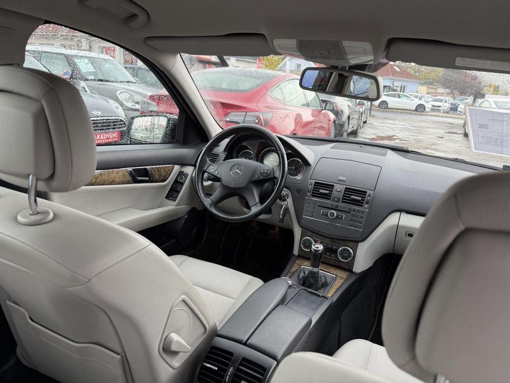 MERCEDES-BENZ C 200 T CDI Avantgarde 146e km. faberakás. világos belső!