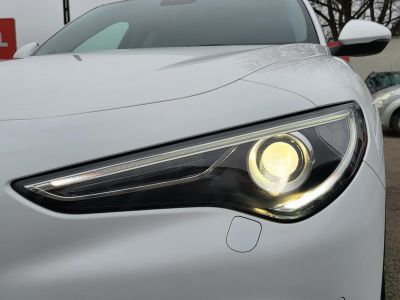 ALFA ROMEO STELVIO 2.2 D(Automata) Sprint LED Távtartó Sávtartó Navigáció Keyless Kamera Félbőr