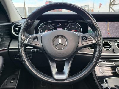 MERCEDES-BENZ E 220 d T 9G-TRONIC LED Panoráma Carplay Navi Kamera Ülésfűtés Megkímélt!