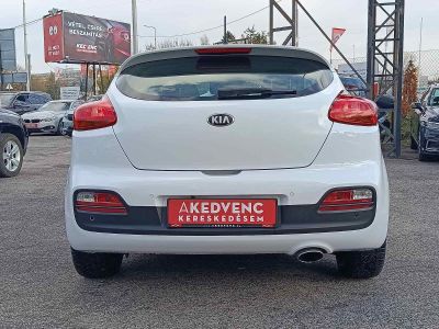 KIA CEE'D Pro1.6 CRDI EX Klíma Tempomat Bluetooth 182e km!