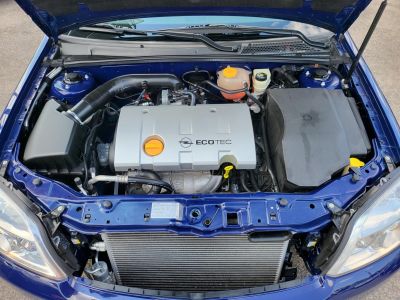 OPEL VECTRA C 1.6 Comfort 66e km. vezetett szervizkönyv. vonóhorog