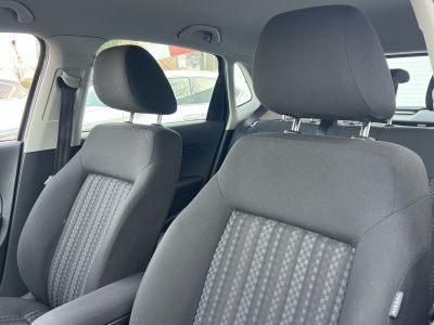 VOLKSWAGEN POLO 1.0 MPI Trendline 172e km. Klíma