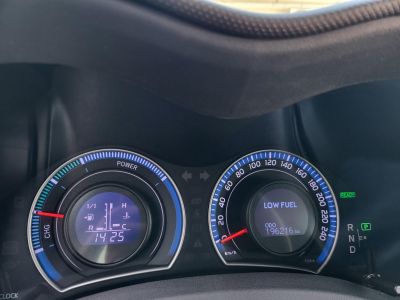TOYOTA AURIS 1.8 HSD Sol Navi (Automata) Xenon Tempomat Kamera Digitklíma Vonóhorog Keyless