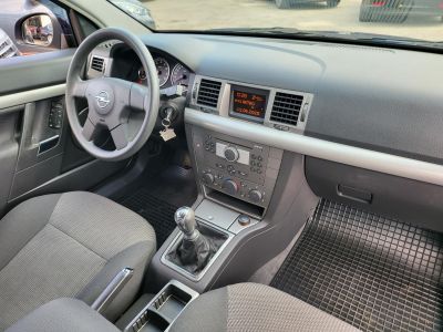 OPEL VECTRA C 1.6 Comfort 66e km. vezetett szervizkönyv. vonóhorog