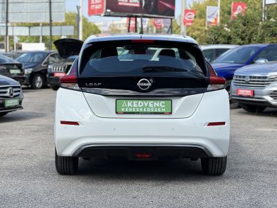 NISSAN LEAF Acenta 40kWh (Automata) 29e km. keyless. 360 kamera. első-hátsó ülésfűtés. téli-nyári kerék szett!