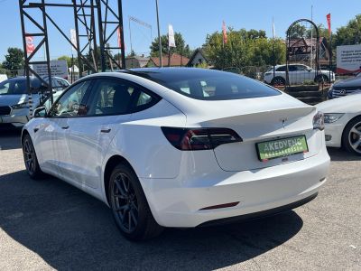 TESLA MODEL 3 Standard Range Plus Aut 102e km. garanciális. hőszivattyú. facelift. mátrix LED. 4 évszakos gumik!
