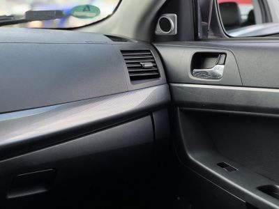 MITSUBISHI LANCER 2.0 DI-D Intense Rockford Fosgate hifi. ülésfűtés. bőrbelső. keyless. 18-as alufelnik!