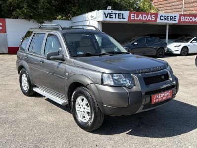 LAND ROVER FREELANDER 2.0 TD4 SE M.o.-i. Klíma Télni/nyári garnitúra Vonóhorog!