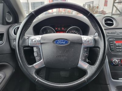 FORD MONDEO 2.0 TDCi Trend Powershift Magyarországi Tempomat Digitklíma Tolatóradar