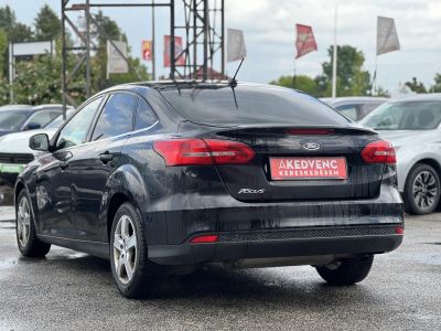 FORD FOCUS 1.6 Ti-VCT Technology Magyarországi 80e km Végig szervizelt!