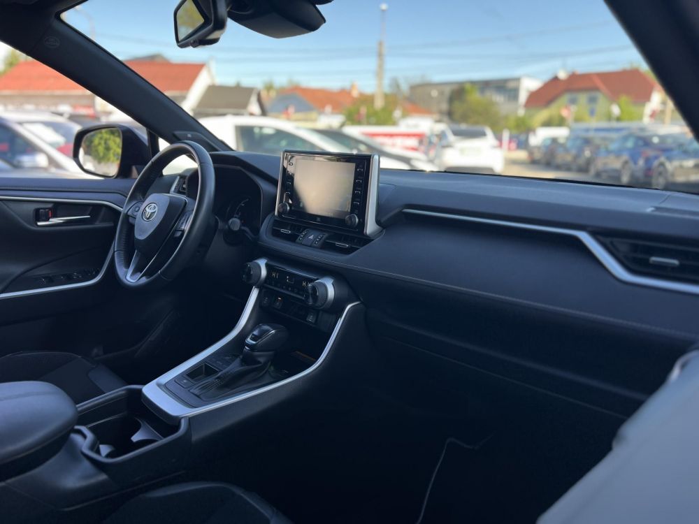 TOYOTA RAV 4 Rav4 2.5 Hybrid Black Edition e-CVT JBL 126e km. LED. sérülésmentes. CARPLAY. kifogástalan állapot!