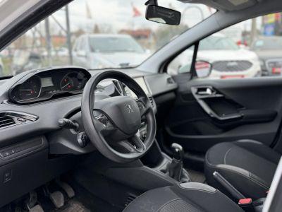 PEUGEOT 208 1.6 BlueHDi Active M.o.-i. 1.tul. klíma. 5L/100km. vezérlés cserélve!