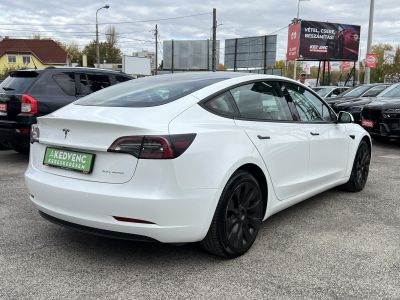 TESLA MODEL 3 Long Range AWD (Automata) FACELIFT. hőszivattyú. premium hifi. mátrix LED!