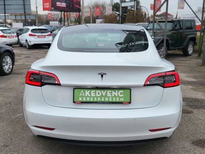 TESLA MODEL 3 Standard Range Plus Aut Garanciális. Megkímélt. LED PANORÁMA KAMERA AUTOPILOT