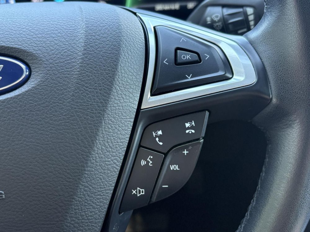 FORD MONDEO 2.0 HEV Vignale (Automata) Klíma Tempomat Bluetooth Carplay GARANCIÁLIS VÁLTÓ!