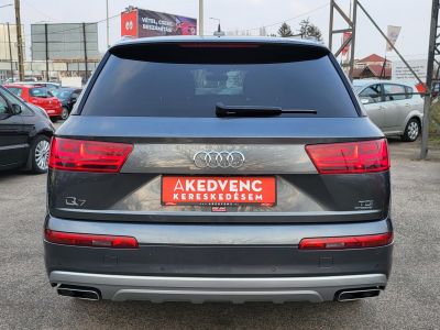 AUDI Q7 3.0 V6 TDI quattro Tiptronic ic [7 személy] S-line Magyarországi LED Virtual Cockpit Távtartó Navi BOSE Memória