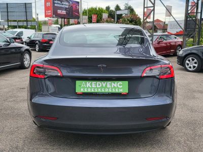 TESLA MODEL 3 Standard Range Plus Aut 142e km. garanciális. LED Panorámatető Kamera Ülésfűtés