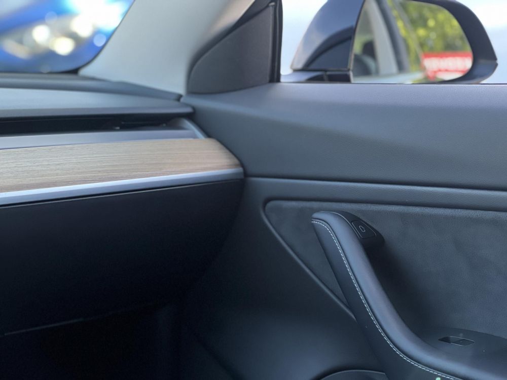 TESLA MODEL 3 Performance AWD (Automata) 87e km. mátrix LED. hőszivattyú. garanciális. téli-nyári kerék szett!