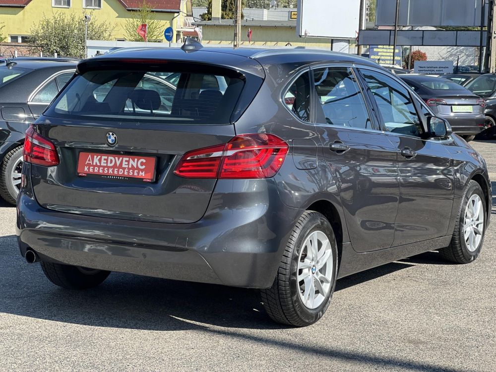 BMW 218i Advantage (Automata) Active Tourer 70e km. tempomat. ülésfűtés. keyless. kamera. 2 gyári kulcs!