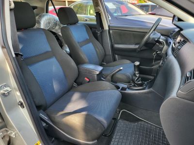 TOYOTA COROLLA 1.4 Luna Klíma 4x.elablak Téli-nyári kerék szett!