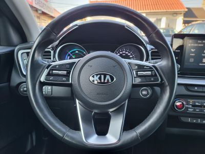 KIA XCEED 1.6 GDI PHEV Gold DCT Garanciális. Márkaszervizelt. Tempomat Keyless Carplay Ülésfűtés Kormányfűtés
