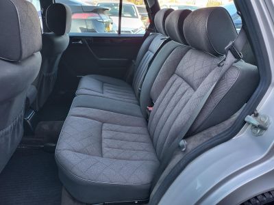 MERCEDES-BENZ W 124 Frissen szervizelt! Friss műszaki vizsga!