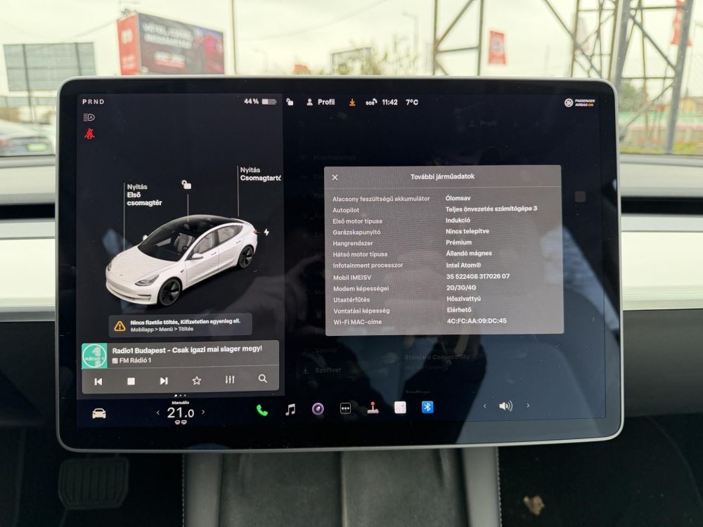 TESLA MODEL 3 Long Range AWD (Automata) FSD. FEHÉR BELSŐ. Perf BOOST. garanciális. hőszivattyú. vonóhorog!