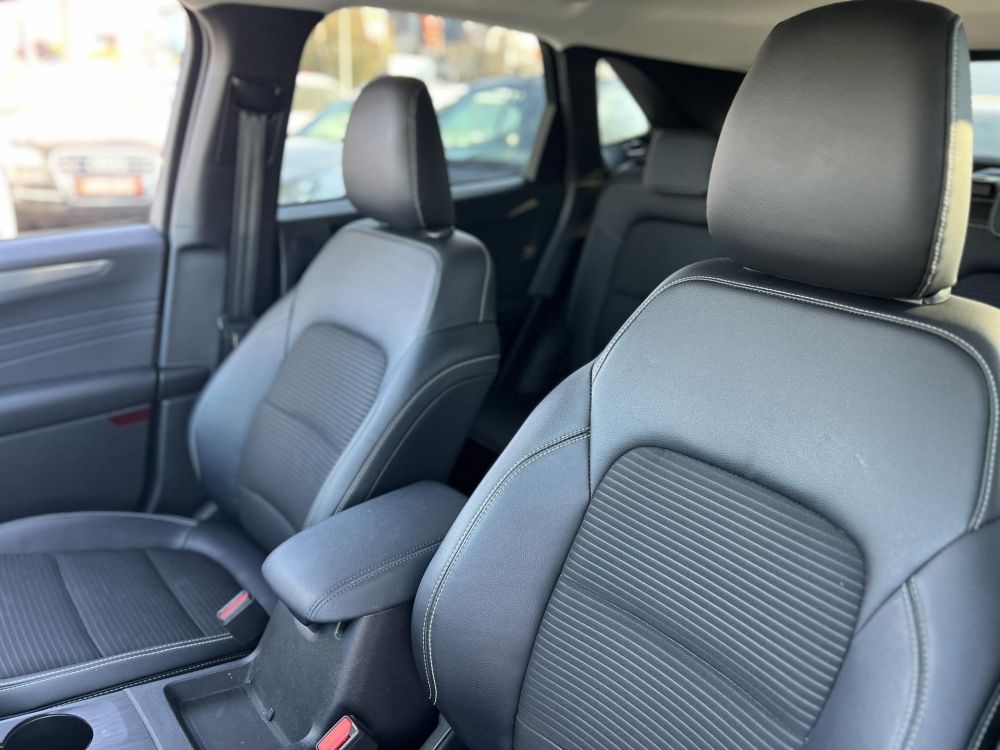 FORD KUGA 2.5 PHEV Titanium X CVT 44e km. Bang and Olufsen. Carplay. Ülésfűtés. Kifogástalan állapot!