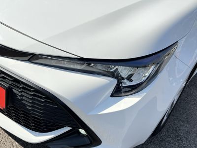 TOYOTA COROLLA 1.8 Hybrid Comfort Business e-CVT 64e km. LED Navi Tempomat Sávtartó Ülésfűtés Kamera